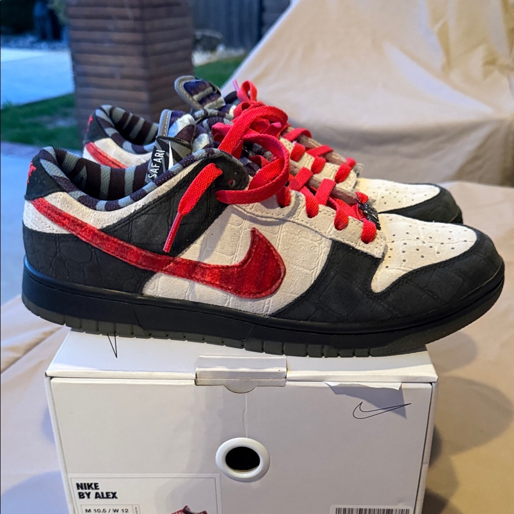 Men’s Nike Dunk Low Red and Black Sneakers
